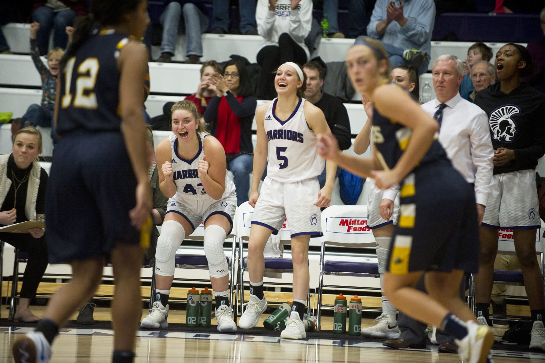 WSU v. Augustana 05